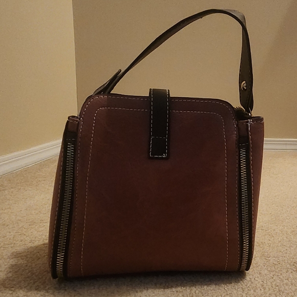COPY - Small Red Hand Bag - Picture 2 of 5